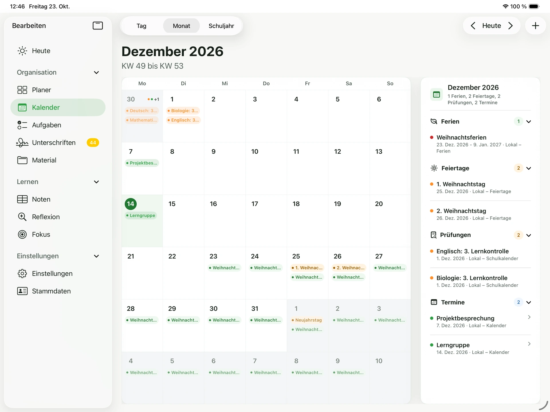 Kalender-Monatsansicht von kunomi.plan mit Beispielterminen und dem Tagesinspektor